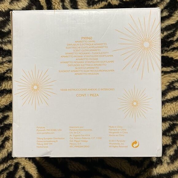 PARTYLITE Electric Scent Glow Warmer Amaretto Swirl mosaic glass design NIB - Picture 4 of 10